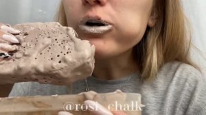 Dry Chalk in Aatana Pink?.Сухой мел в паста из Астана Розовая.#chalkeating #clayeating #chalkasmr
