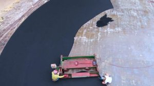 Укладка резиновой крошки | Резиновые покрытия монтаж