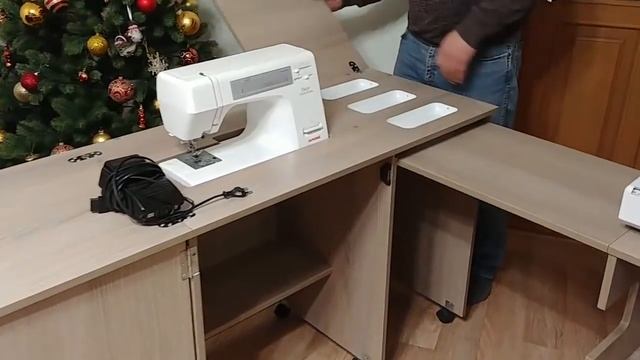 Tумба для швейной машины оверлока. смотреть онлайн