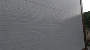 Гараж СТО из сэндвич панелей 10 на 10 на 4 двухскатная крыша, двое ворот