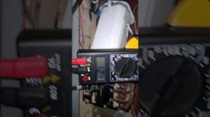 Как проверить фазное и линейное напряжение