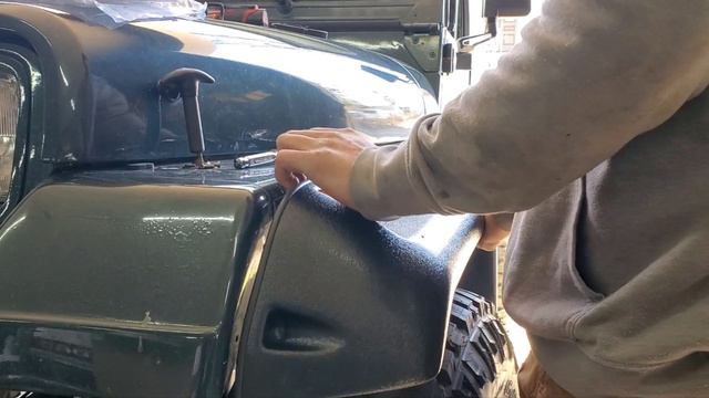 Quadratec Fender Flares on a Jeep Wrangler смотреть онлайн