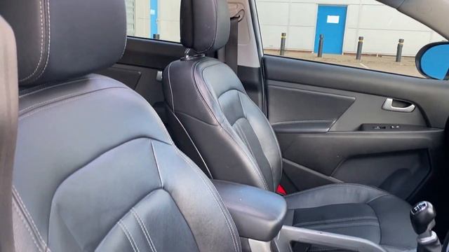 Kia Sportage 2.0 CRDi KX-4 AWD 5dr2015 (65) 106,369 miles DieselManual. SAT NAV PAN ROOF, CAMERA смотреть онлайн
