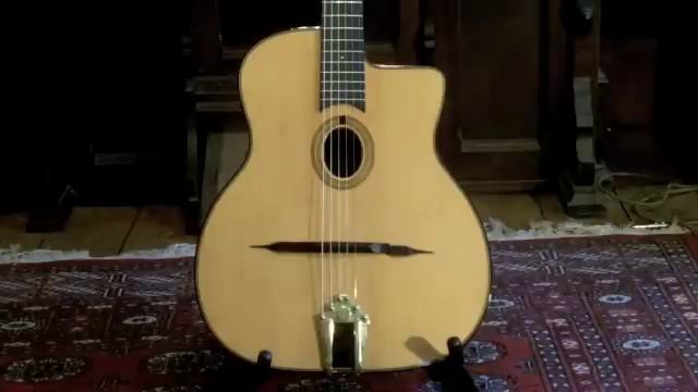 Review of GITANE DG-255 by Saga, Gypsy Jazz Guitar, Selmer copy смотреть онлайн