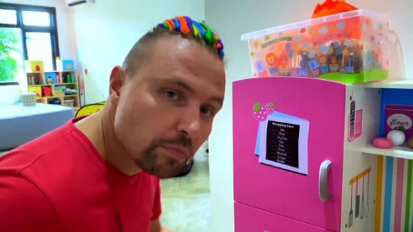 Alice and Eva Play Rules of Good Behavior. Good & Bad Behavior for Kids in Funny Video