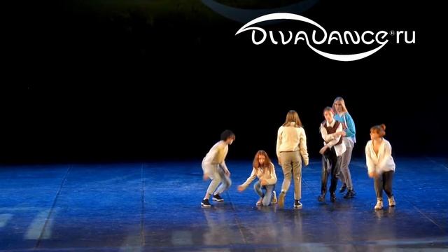 Levanter      K-pop  Cover Dance (кей-поп кавер дэнс) от танцевальной студии Divadance в СПб