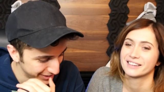 ELLE PREND POSSESSION DE MON TINDER ! смотреть онлайн