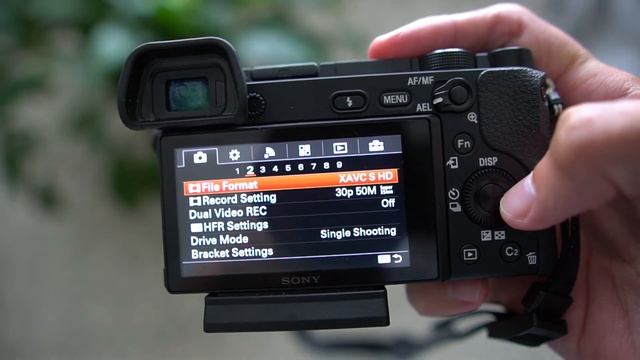FIVE Things I LOVE about the SONY a6300 смотреть онлайн