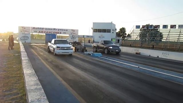 chevrolet silverado turbo vs svt whipple ford lightning смотреть онлайн