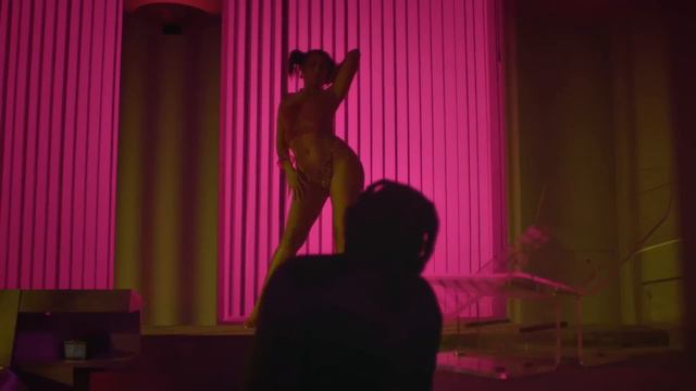Kali Uchis, Don Toliver - Fantasy (Official Visualizer) ft. Don Toliver смотреть онлайн