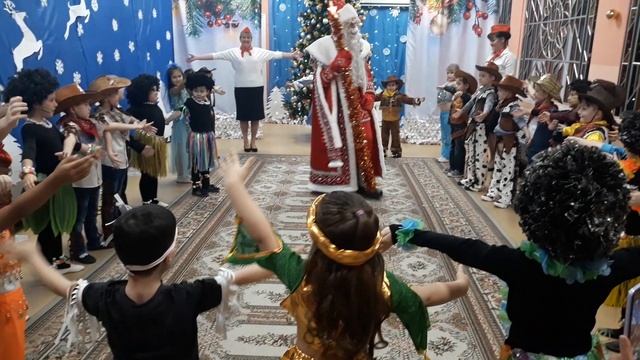 Новый год, игра с Дед Морозом, старшая группа смотреть онлайн