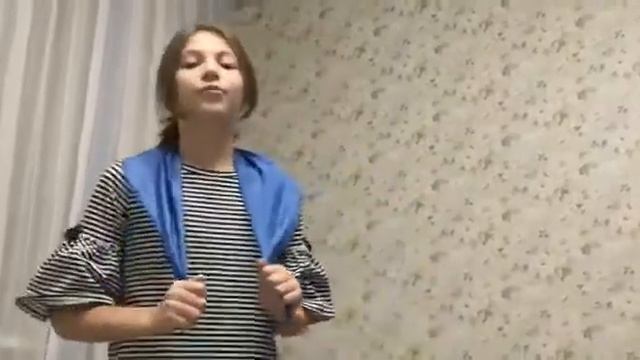 ст. Романовская, Найденова Лиза "Синий платочек" смотреть онлайн