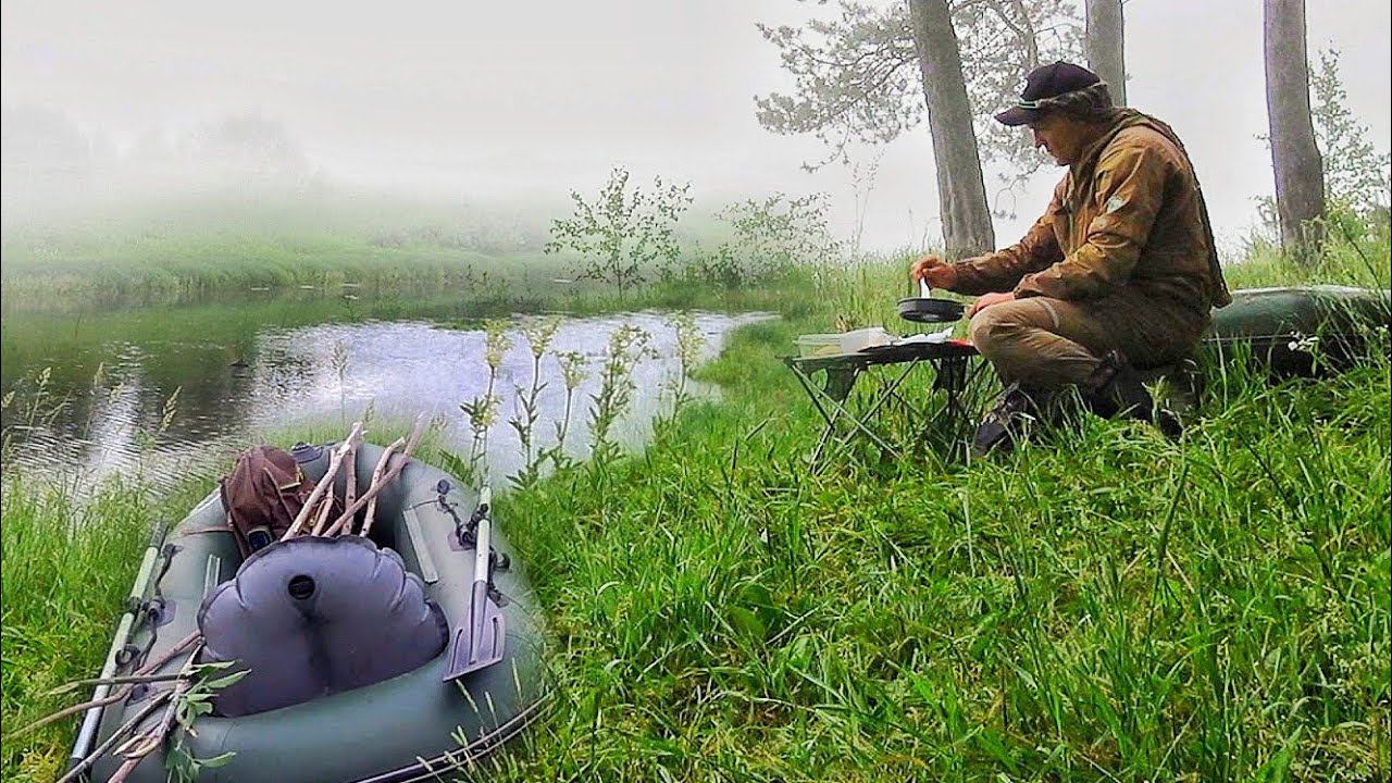 РЫБАЧУ И НОЧУЮ ОДИН НА РЕКЕ! САМОЛОВКИ И ТРОФЕЙ ВЗЯТ... НО ПОШЛО ВСЁ НЕ ТАК! смотреть онлайн