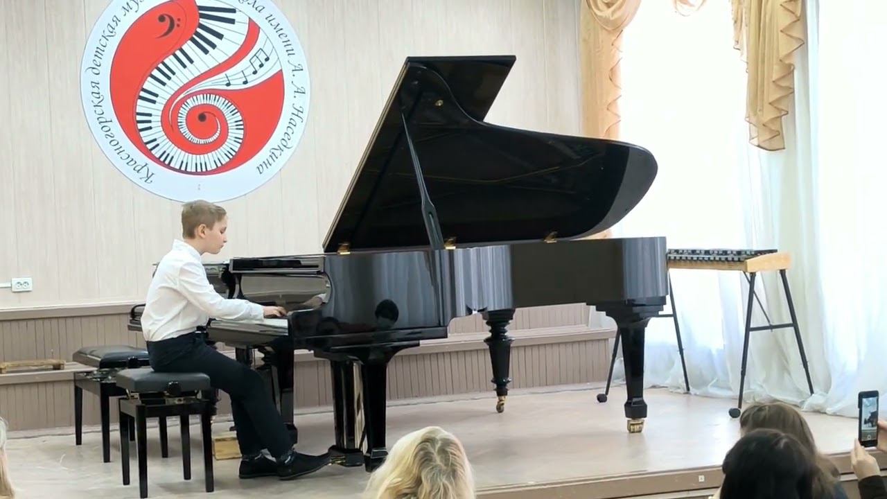 В. Косенко - "Мелодия", У. Гиллок - "Призрачный всадник". Исполняет Белокуров Иван смотреть онлайн