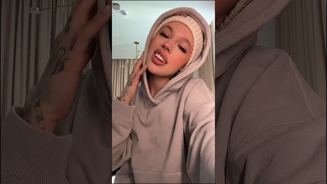 #ИНСТАСАМКА ЗАНЯЛА ТОП 1 ПО ПРОСЛУШИВАНИЯМ ! смотреть онлайн