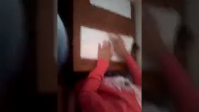 Как сделать подставку для телефона смотреть онлайн