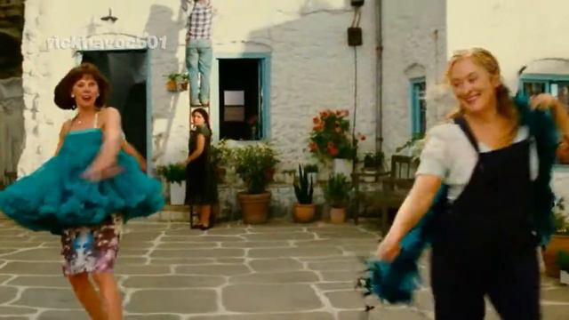 Dancing Queen _ Meryl Streep, Christine Baranski and Julie Waters (Mamma Mia) смотреть онлайн