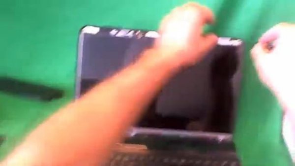 Sony Vaio SVE Series Laptop Screen Replacement Procedure