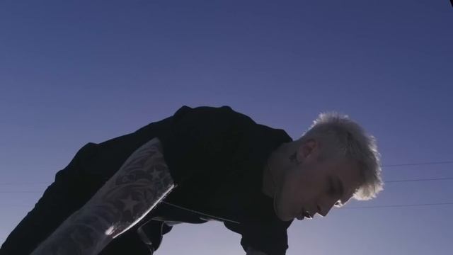 Machine Gun Kelly - el Diablo [Official Music Video] смотреть онлайн