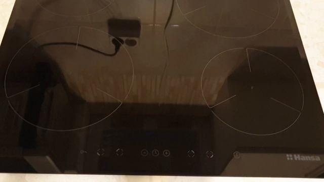 Индукционная варочная панель Hansa BHI68077 обзор смотреть онлайн