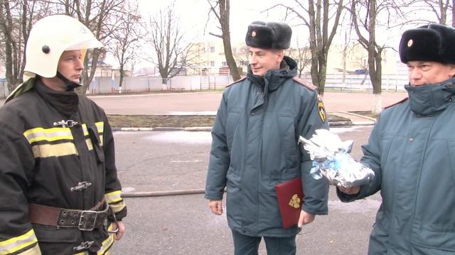 Проводы на пенсию начальника дежурной смены СПТ ПСО Мурина С. Н. - 08. 11. 2021 смотреть онлайн