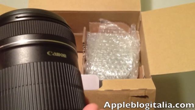 Canon EOS 600D + Ottica 18-135 mm UNBOXING ITA - смотреть онлайн