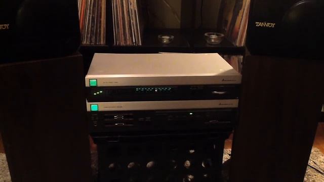 Mitsubishi DA-U12 amplifier смотреть онлайн