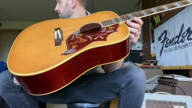 1967 Gibson Hummingbird￼ смотреть онлайн