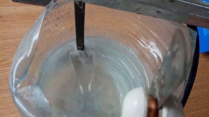 Какое средство эффективней для очистки металла электролизом.