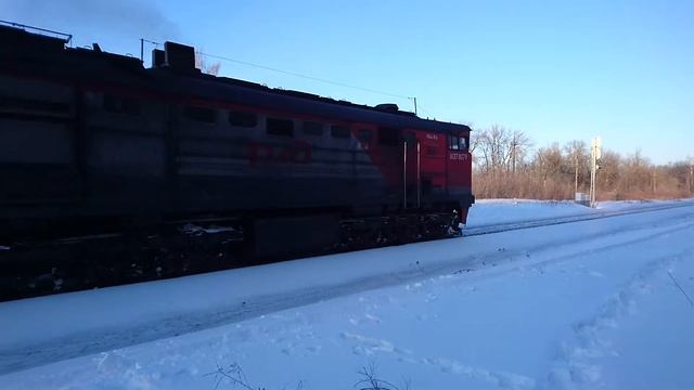 Тепловозы 3ТЭ10М-1404 и 2ТЭ10У-0428 ТЧЭ-3 Пенза (-III) следуют резервом смотреть онлайн