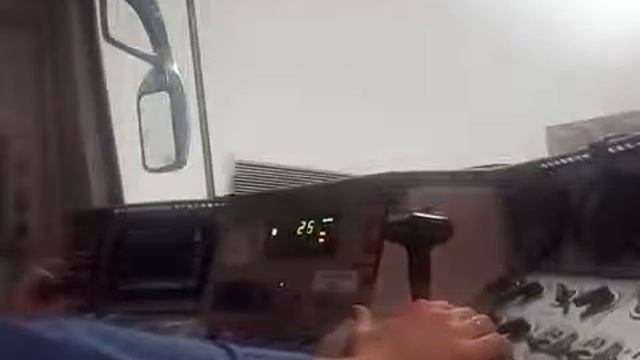 ВИД ИЗ КАБИНЫ МАШИНИСТА МЕТРО СПБ смотреть онлайн