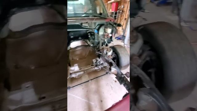 Ford Crown Vic IFS swap on my 1993 F-150. смотреть онлайн