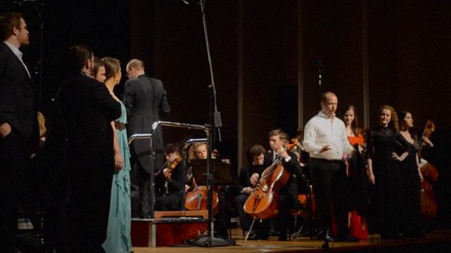 'Votre toast, je peux vous le rendre' - Oliver Boyd (Bizet - Carmen) смотреть онлайн