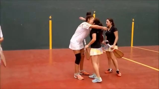 tennis-i.com Пелота палета смотреть онлайн