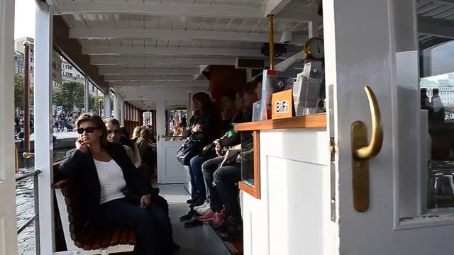 Экскурсия по озеру Альстер, Гамбург смотреть онлайн