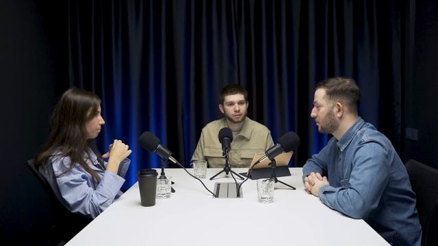 Как устроена музыкальная индустрия — Катя Штарёва / подкаст «Павильон 83» #4 / Public Talk смотреть онлайн