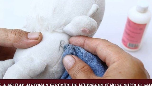 Cómo limpiar las manchas de marcador de una muñeca смотреть онлайн