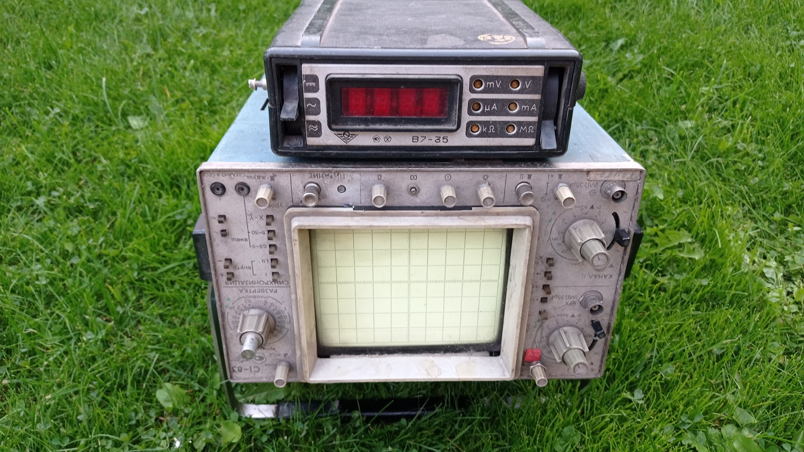 С1-83 и В7-35. Обзор-разбор. Радиодетали, палладий, золото, платина, серебро. смотреть онлайн