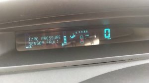 Установил датчики давления колес в Renault Scenic 2