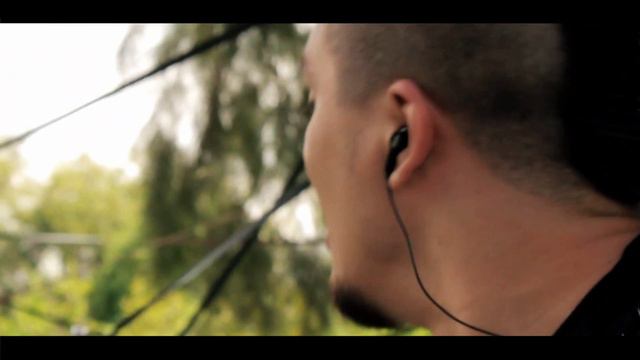 Gudlucers - Si No Estas - Video Oficial