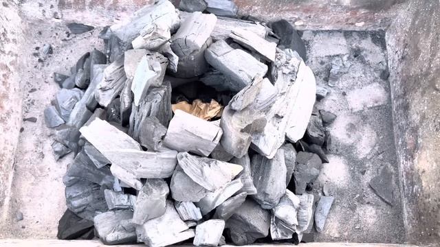 Лучший способ!!! Как разжечь угли без розжига за 1 минуту. смотреть онлайн