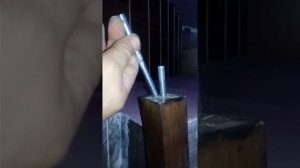 Как установить деревянные балясины на бетонную лестницу