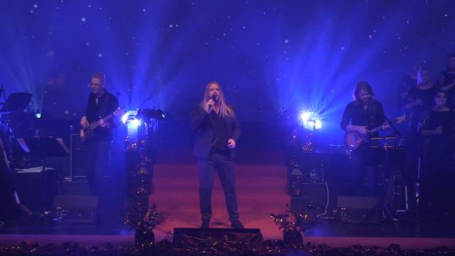 Desemberljóð Live 2018 - Eyþór Ingi смотреть онлайн