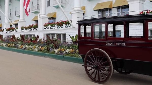 A Garden Tour of the Grand Hotel Mackinac Island | Gardening with Creekside