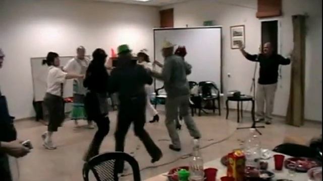 Красная кипочка 2.VOB