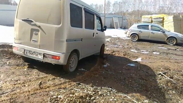 Дайхатсу Хайджет Карго МОПС. Немного поместил грязь и остатки снега.