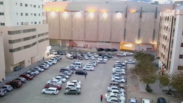 Sharjah Megamall Time Lapse смотреть онлайн