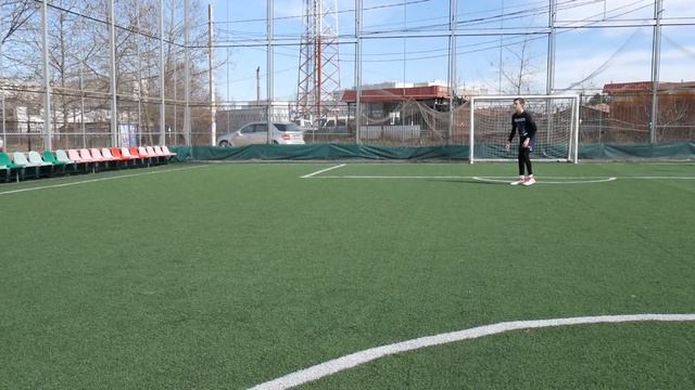 КРУТОЙ ФИНТ НЕЙМАРА | ПОВТОРЯЕМ ФУТБОЛЬНЫЕ ГИФКИ смотреть онлайн