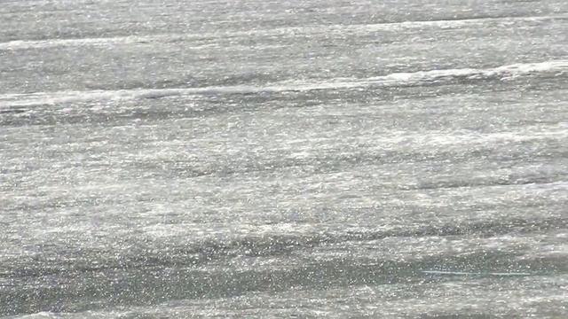 Сингуль апрель. Турист смотреть онлайн