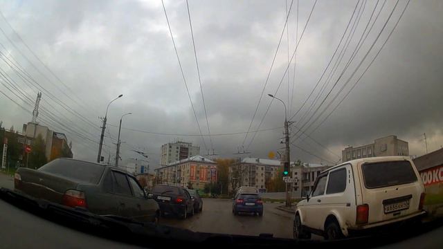 Видео: Как ехать по мосту? смотреть онлайн